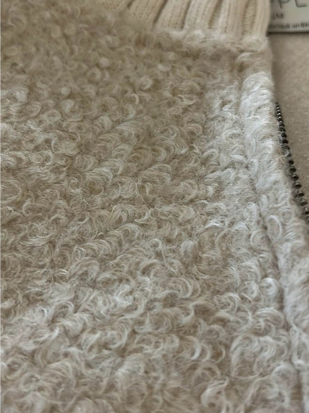 Z Supply Women’s Cream Sherpa Zip Jacket - Picture 9 of 11